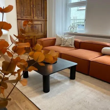 Bg Living & Hosting - Alte Apotheke - 2 Schlafzimmer & Fahrradkeller *
