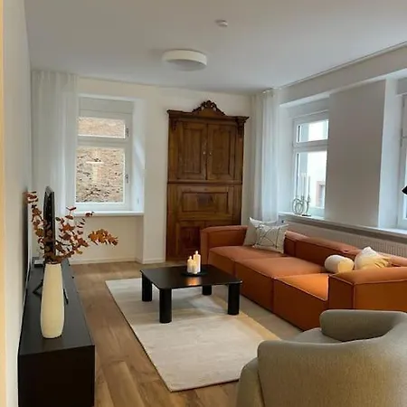 Stilvolle Mosel-ferienwohnung - Alte Apotheke In - Bis 5 Personen - 2 Schlafzimmer - Grosses Badezimmer Apartment *